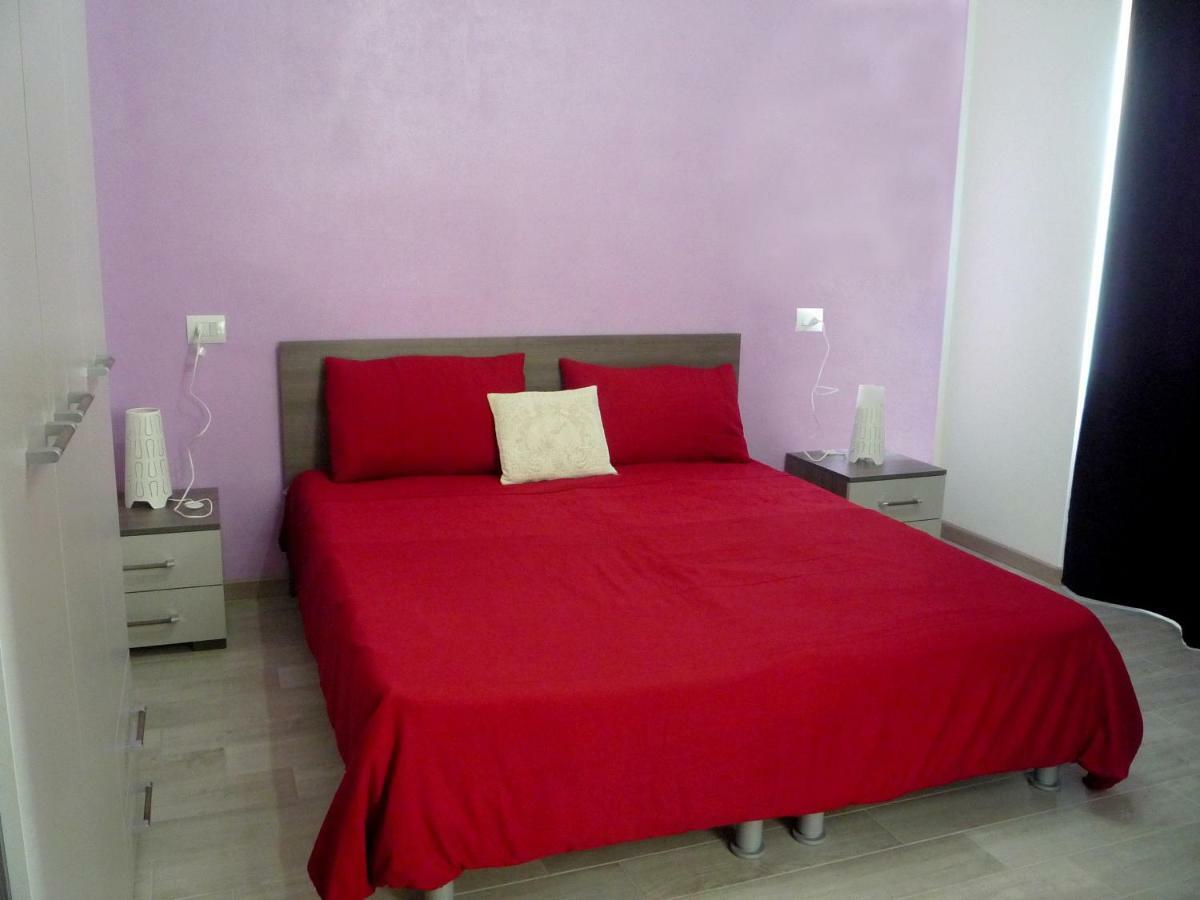 A.C. Le Pavoncelle Bed & Breakfast อัสเซมินิ ภายนอก รูปภาพ